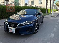 نيسان ماكسيما